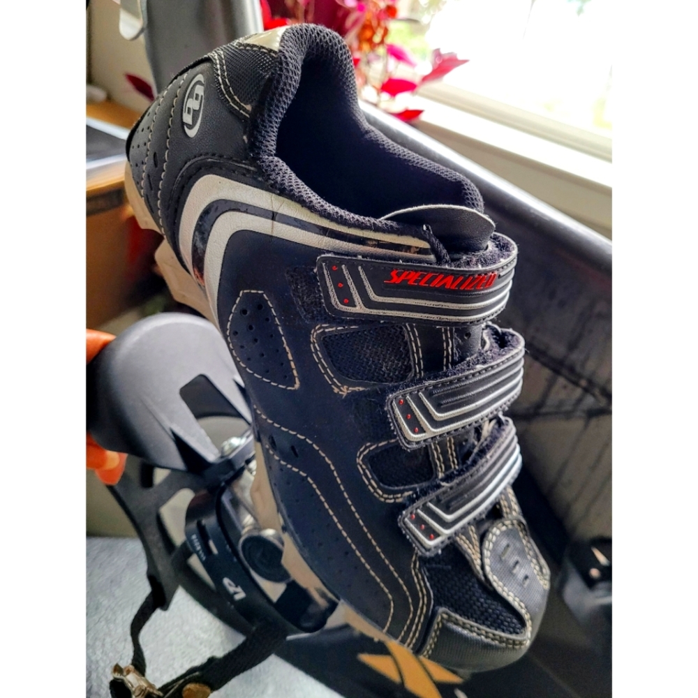 Specialized Sport Mountain Bike Shoes EU Size 39 with Body Geometry